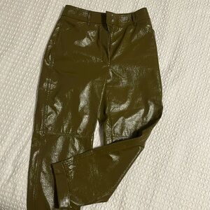 Le fou Wilfred size 6